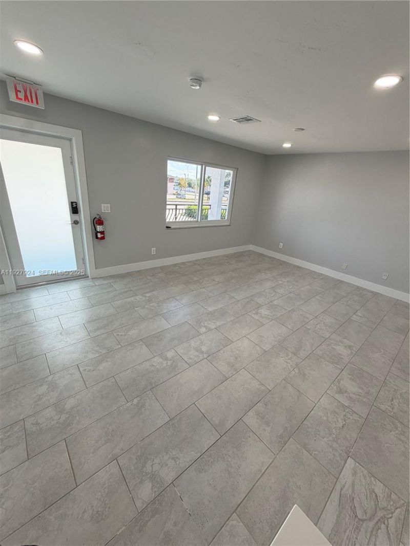 2700 Evans Ave, Unit 3, Fort Myers, FL 33901 Photo
