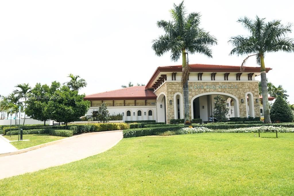 3434 W 104th Ter, Hialeah, FL 33018 Photo