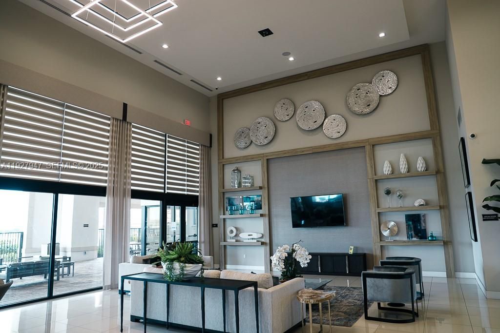 3434 W 104th Ter, Hialeah, FL 33018 Photo