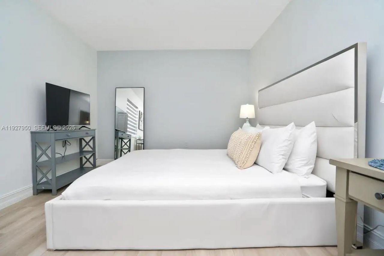 20075 SW 87th Pl, Cutler Bay, FL 33189 Photo