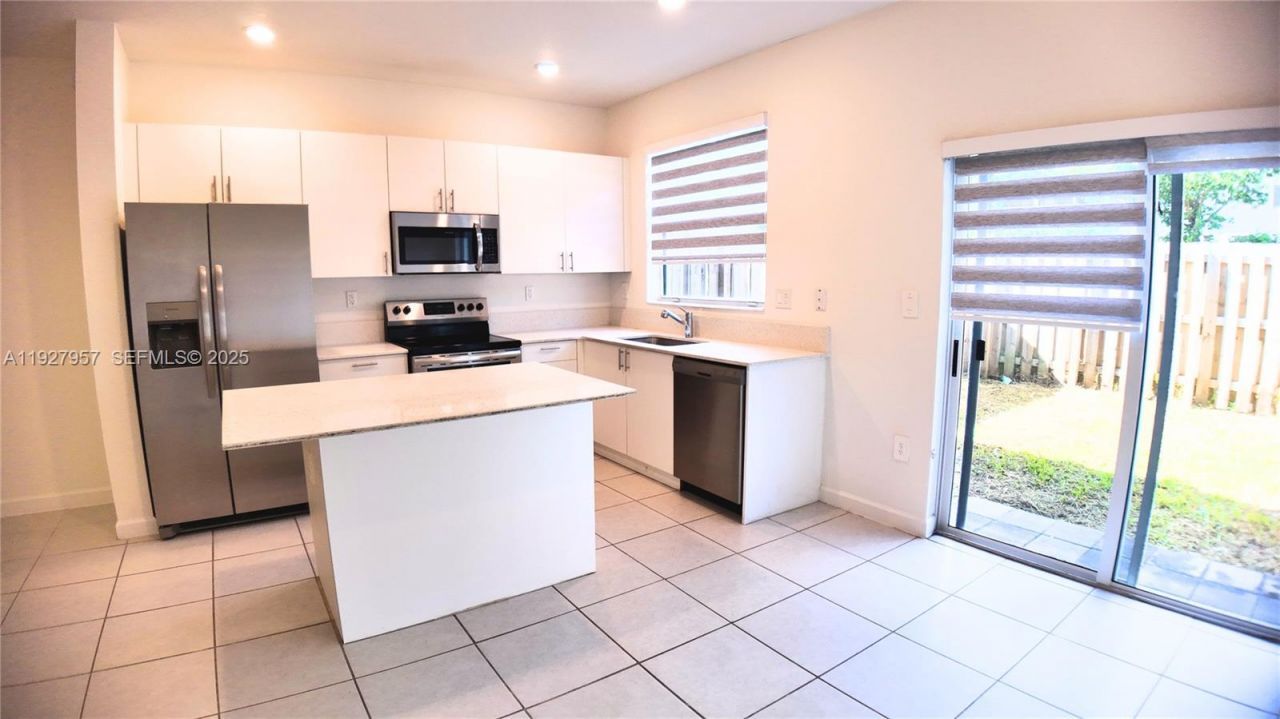 1668 SE 26th Ter, Unit 1668, Homestead, FL 33035 Photo