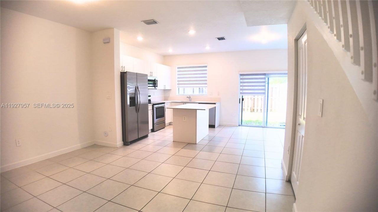 1668 SE 26th Ter, Unit 1668, Homestead, FL 33035 Photo