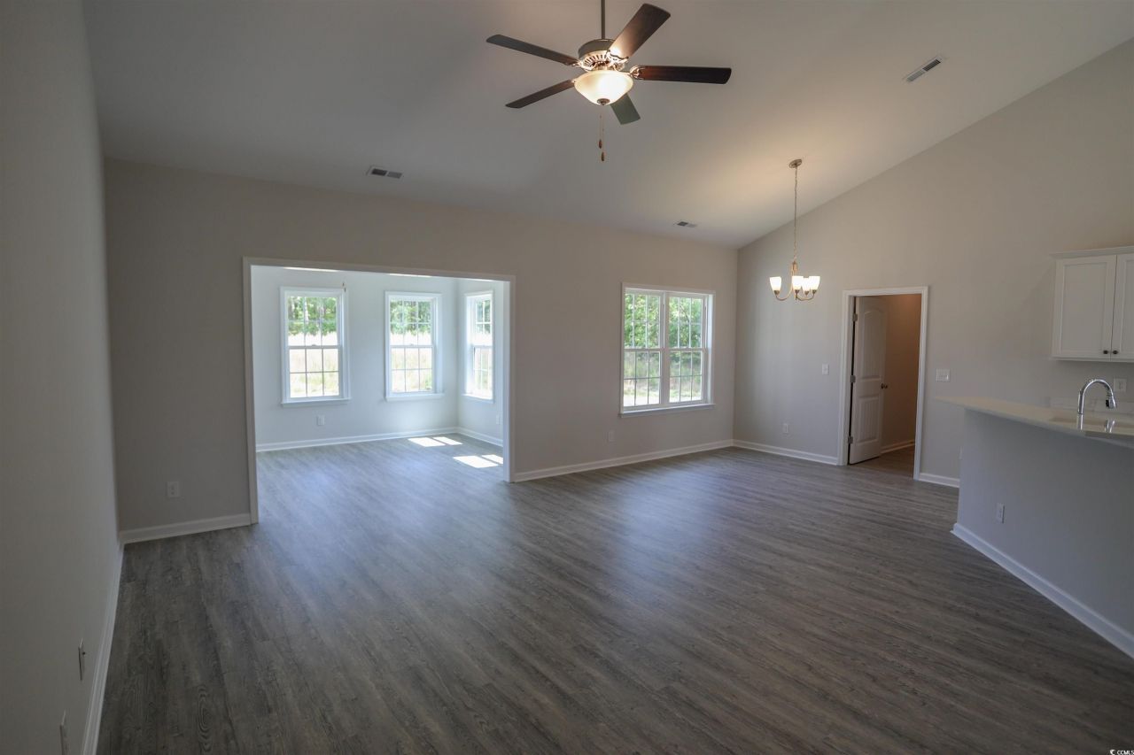 921 Woodside Dr. Photo 8