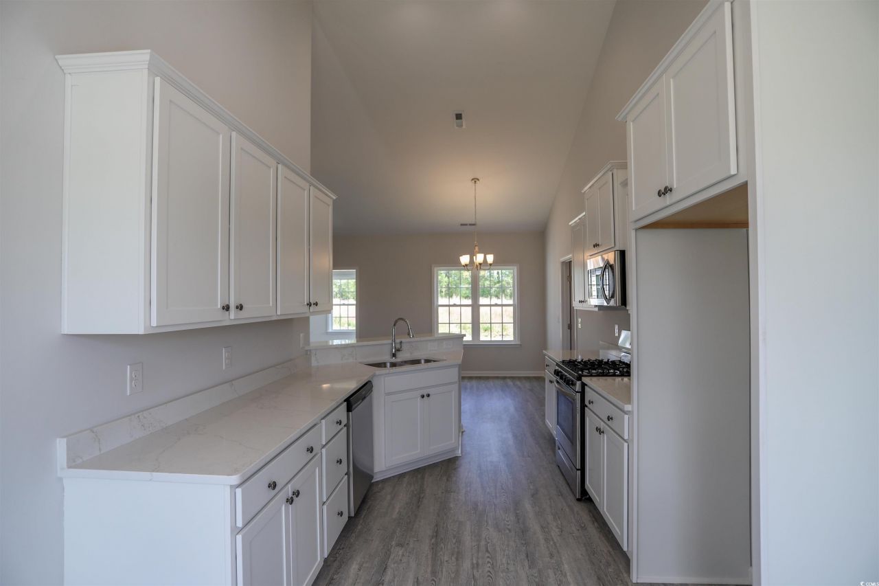 921 Woodside Dr. Photo 9