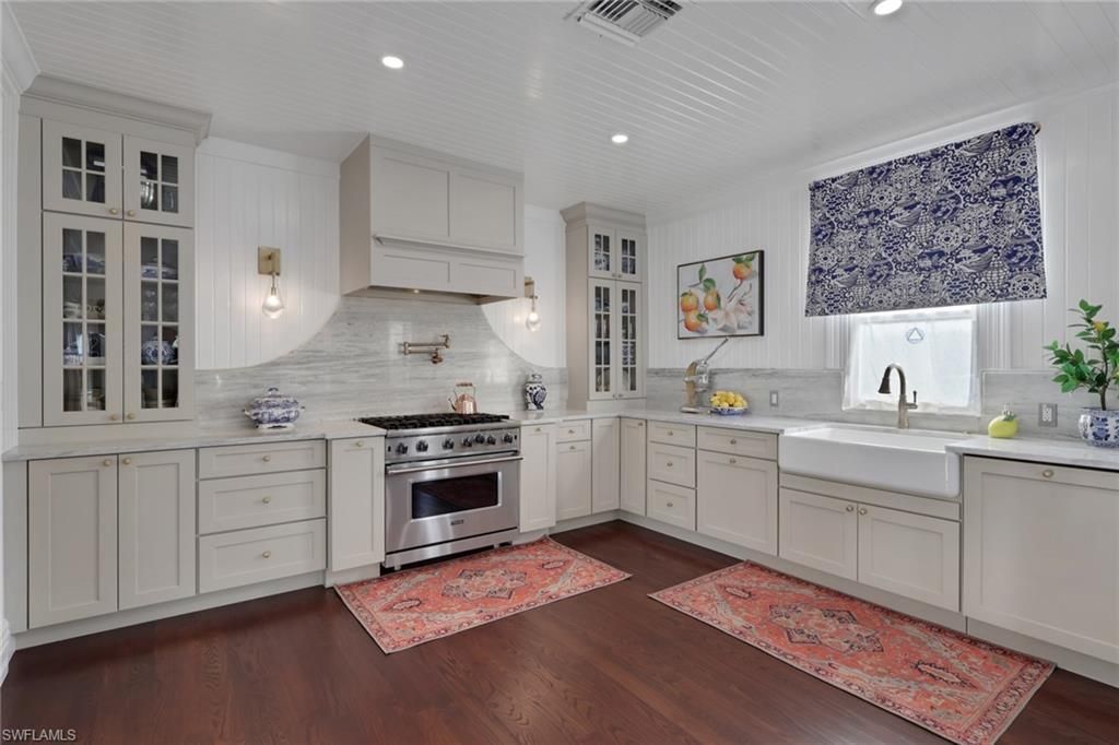 2582 1st St, Fort Myers, FL 33901 Photo