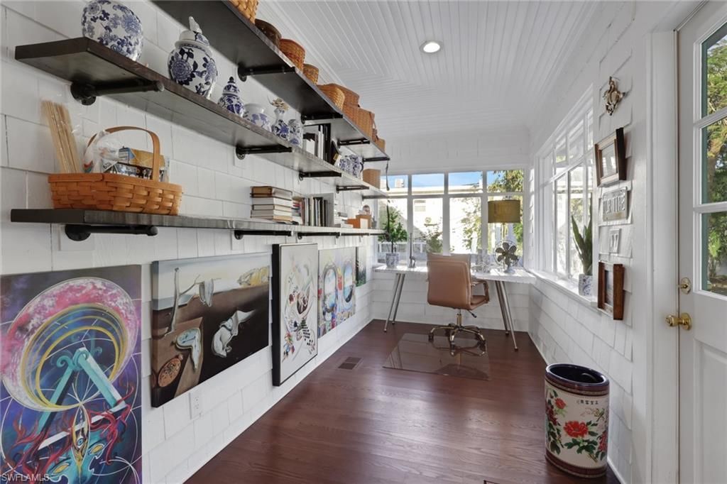 2582 1st St, Fort Myers, FL 33901 Photo