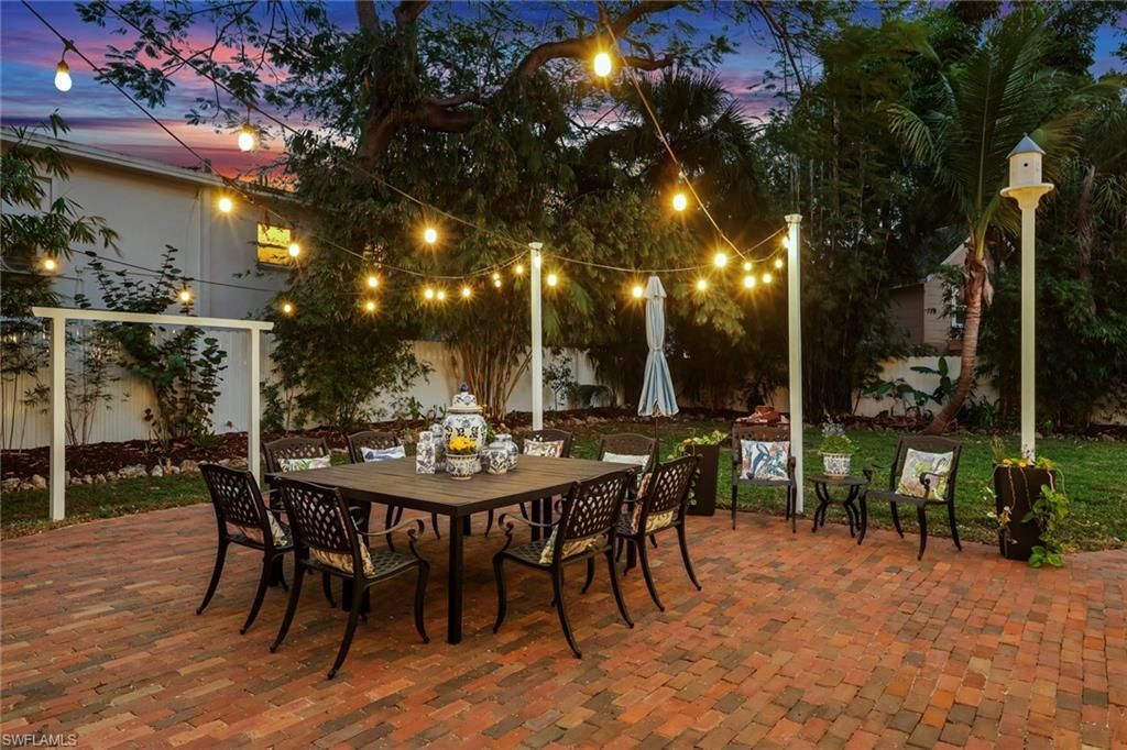 2582 1st St, Fort Myers, FL 33901 Photo