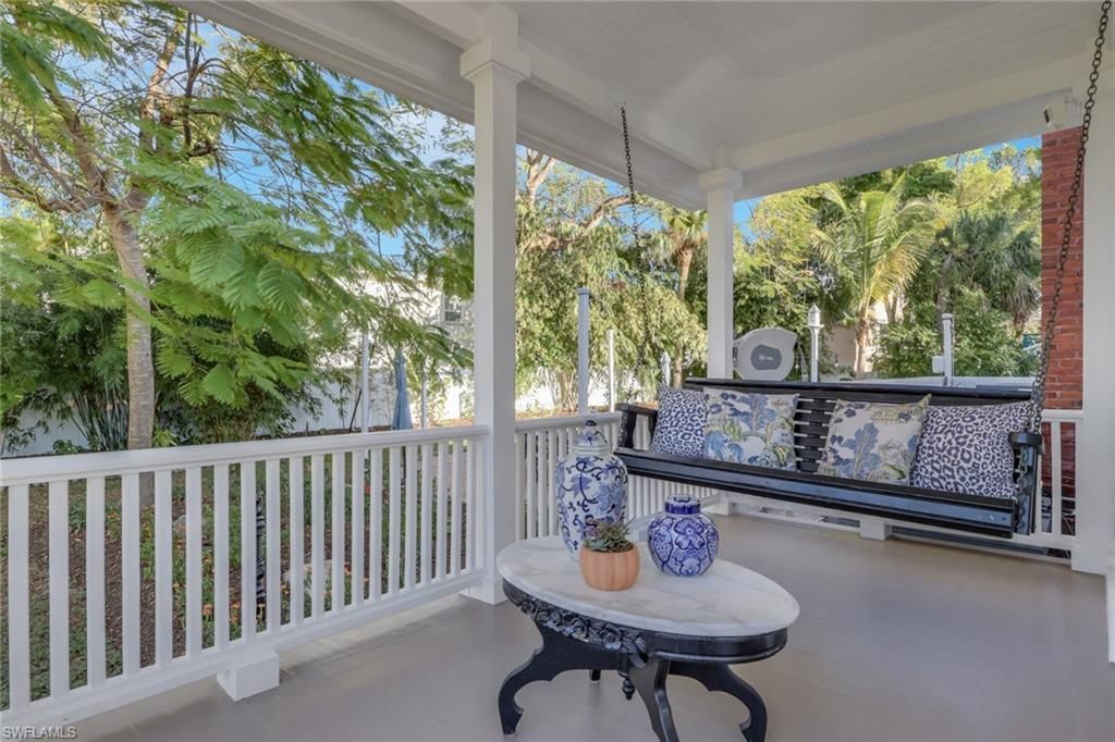 2582 1st St, Fort Myers, FL 33901 Photo