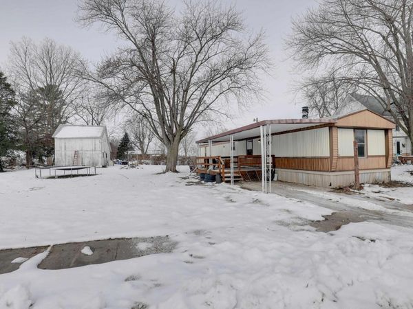 208 N KENTUCKY Street, Camp Point, IL 62320