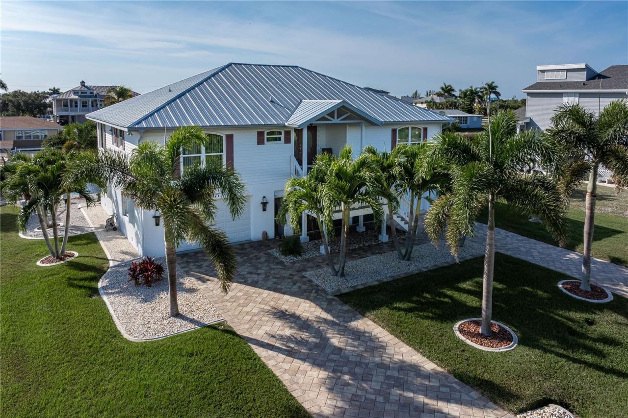 24377 Treasure Island Boulevard, Punta Gorda, FL 33955 Photo