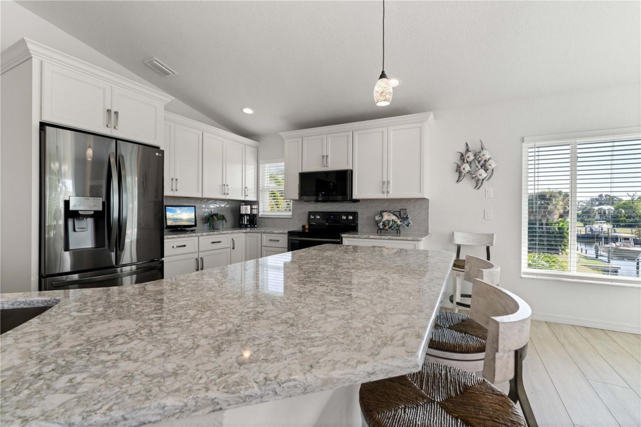 24377 Treasure Island Boulevard, Punta Gorda, FL 33955 Photo