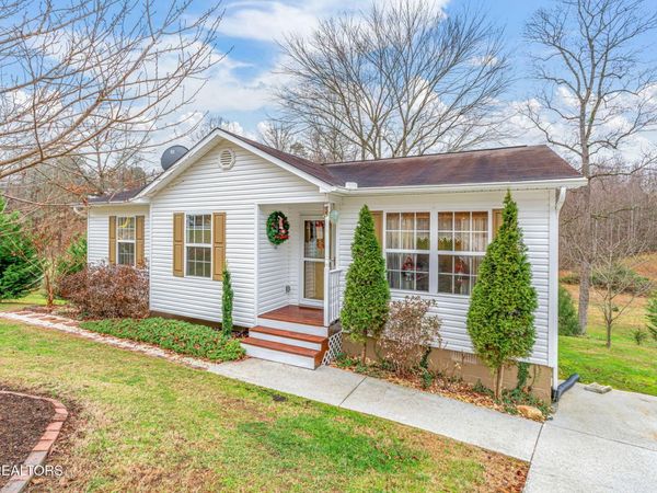 124 Mac Ivey Lane, LaFollette, TN 37766