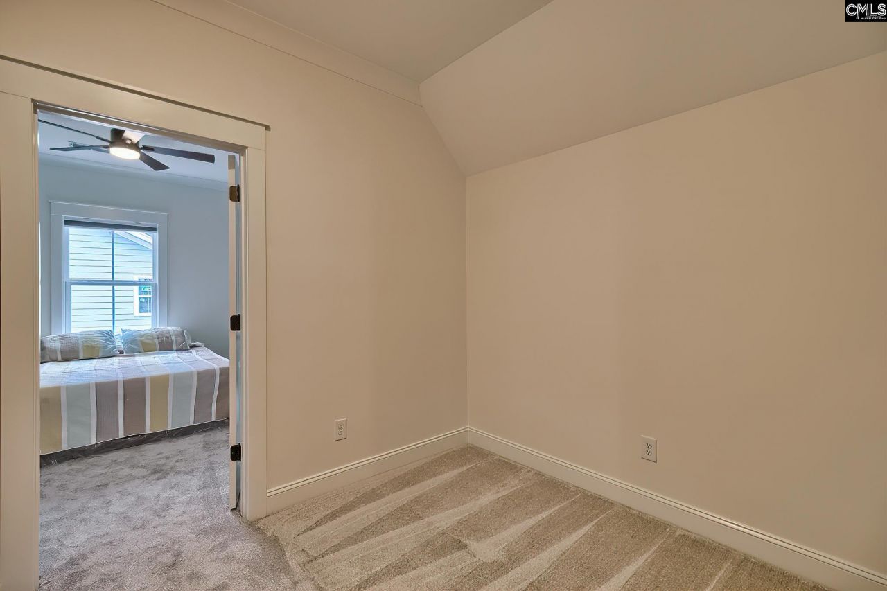 816 Elms Spiney Lane Photo 34