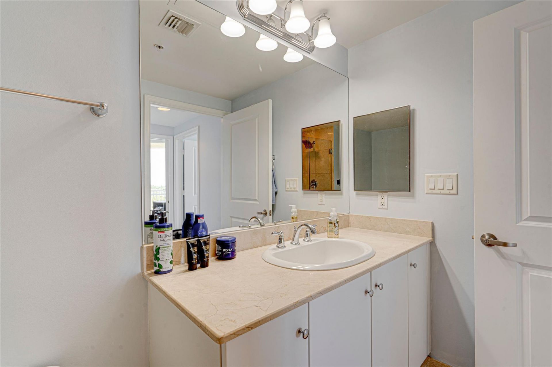 350 N Federal Highway, Unit 601, Boynton Beach, FL 33435 Photo