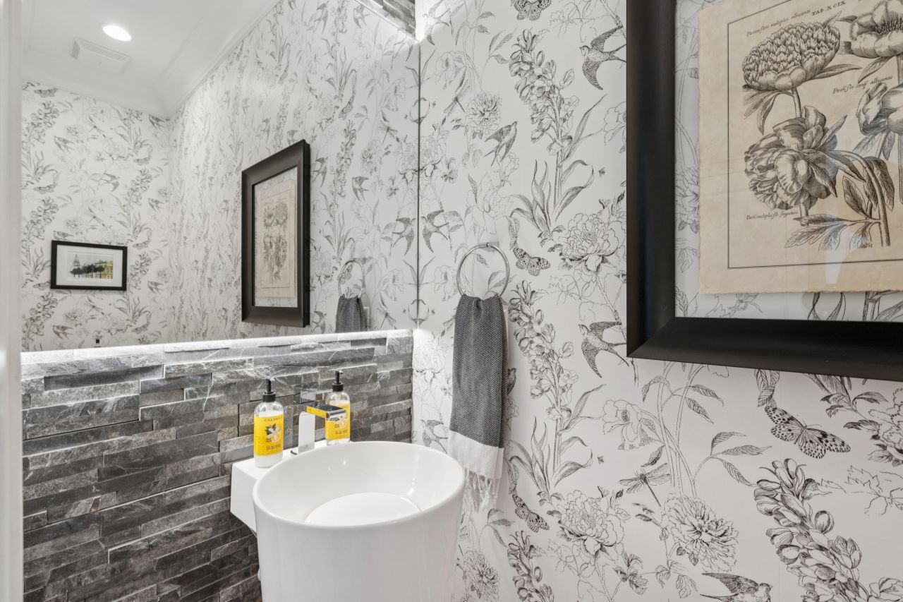 155 Wingo Way Photo 18