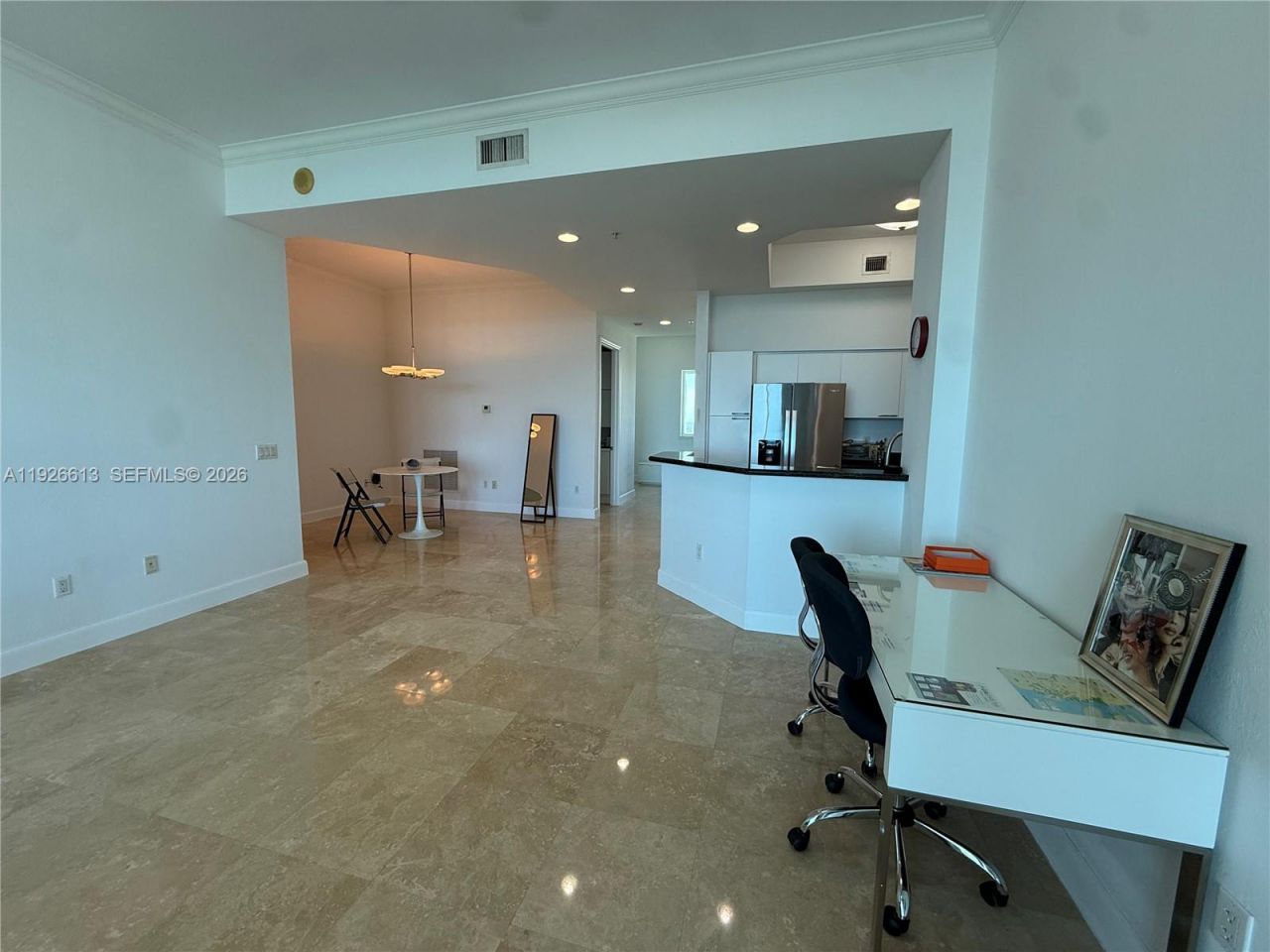 15051 Royal Oaks Ln, Unit 2601, North Miami, FL 33181 Photo