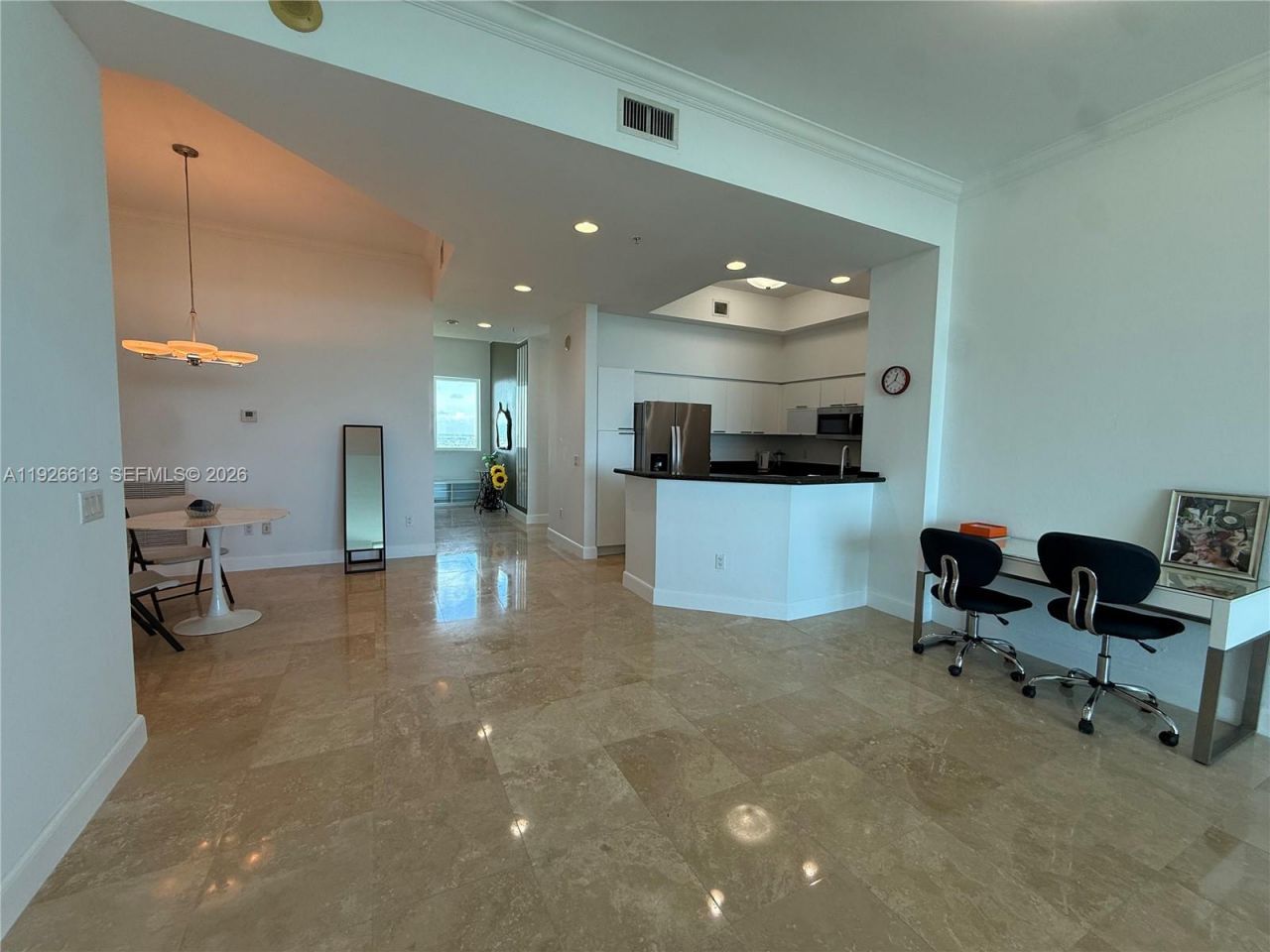 15051 Royal Oaks Ln, Unit 2601, North Miami, FL 33181 Photo