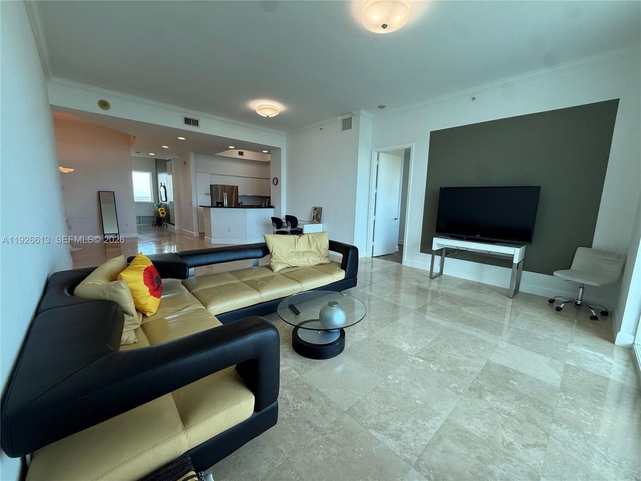 15051 Royal Oaks Ln, Unit 2601, North Miami, FL 33181 Photo
