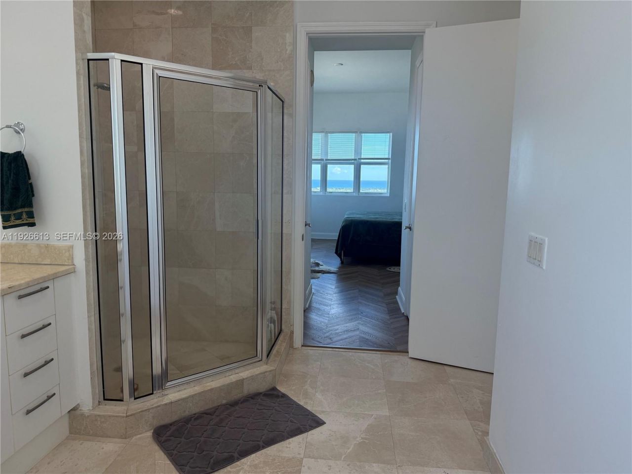 15051 Royal Oaks Ln, Unit 2601, North Miami, FL 33181 Photo