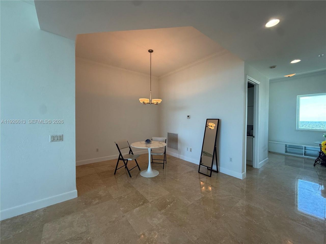 15051 Royal Oaks Ln, Unit 2601, North Miami, FL 33181 Photo