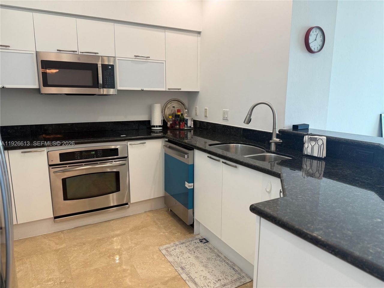 15051 Royal Oaks Ln, Unit 2601, North Miami, FL 33181 Photo