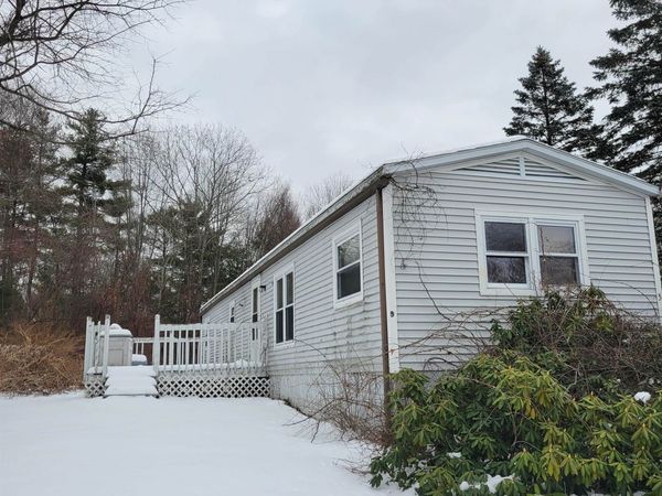 5 Christian Street, Danville, NH 03819