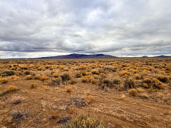 Fort Rock Road, Bend, OR 97701