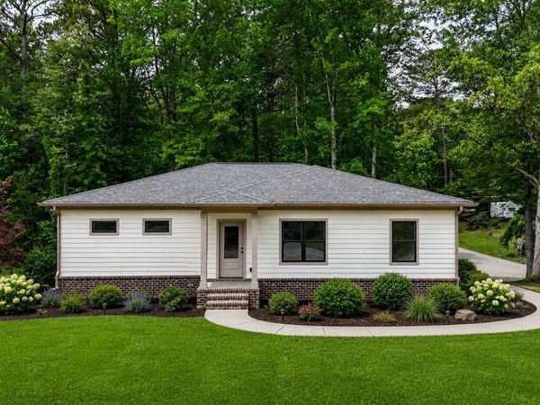 6345 Allatoona Gateway, Acworth, GA 30102