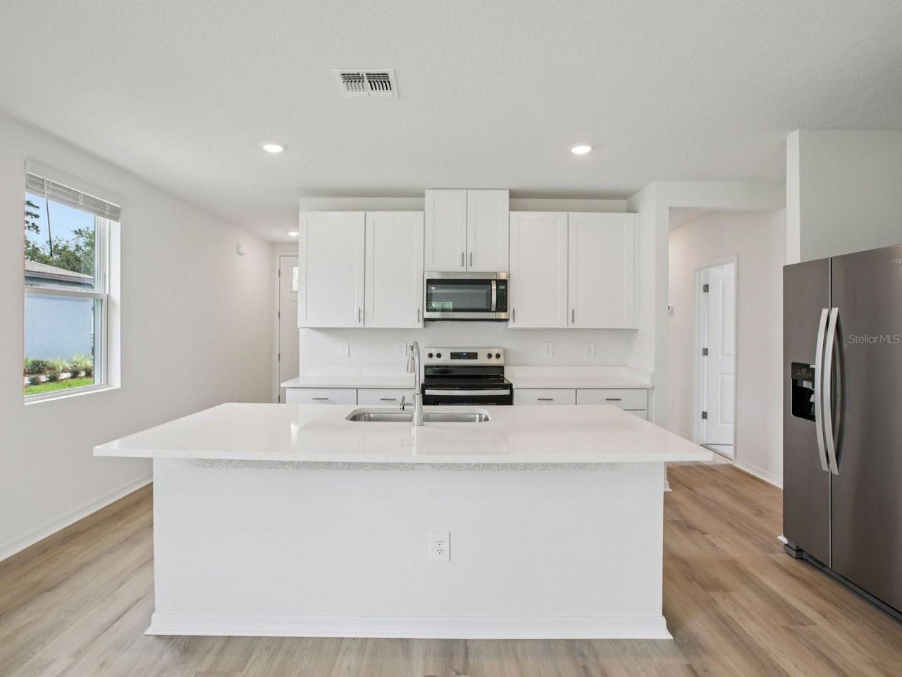 301 Lazy Shore Drive, Nokomis, FL 34275 Photo