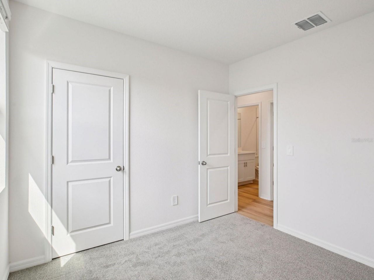 301 Lazy Shore Drive, Nokomis, FL 34275 Photo