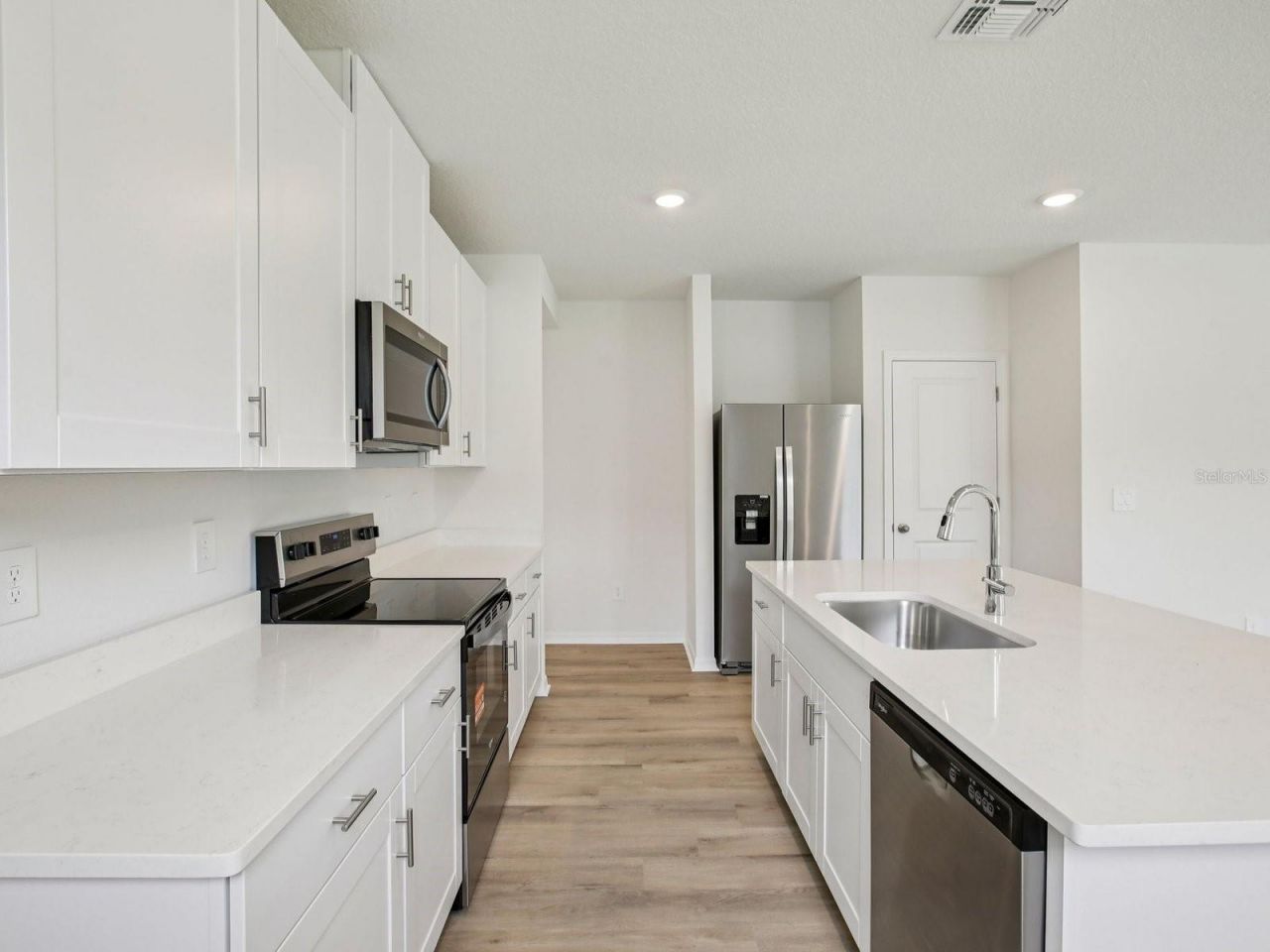 301 Lazy Shore Drive, Nokomis, FL 34275 Photo