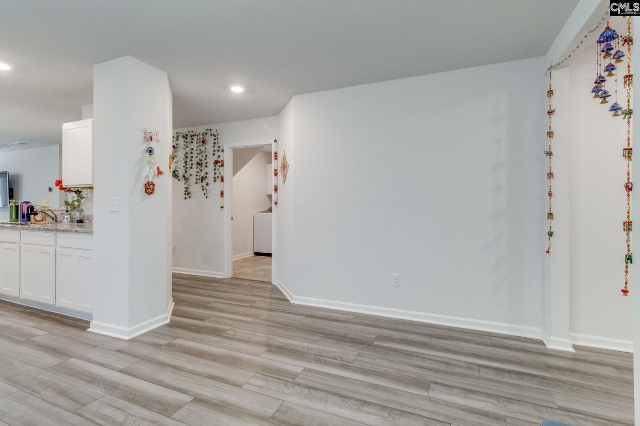 109 Windfall Road Photo 7