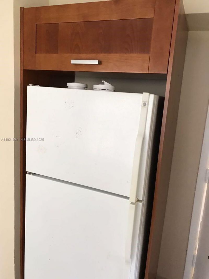 1450 NE 191st St, Unit 101, Miami, FL 33179 Photo