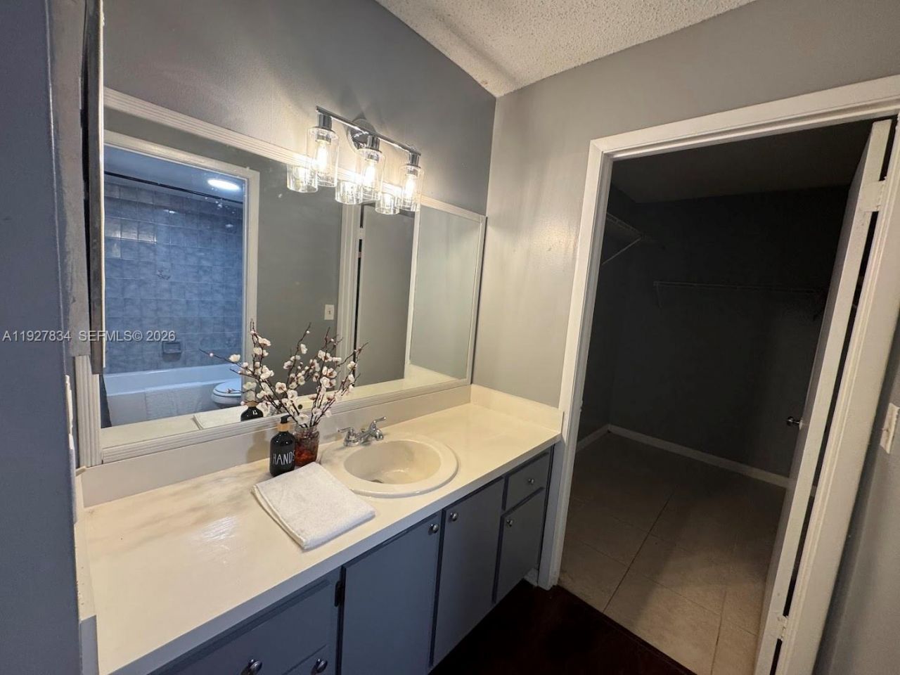 855 NE 209th St, Unit 102-34, Miami, FL 33179 Photo