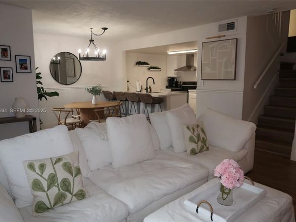 4530 SW 68th Ct Cir, Unit 35-6, Miami, FL 33155