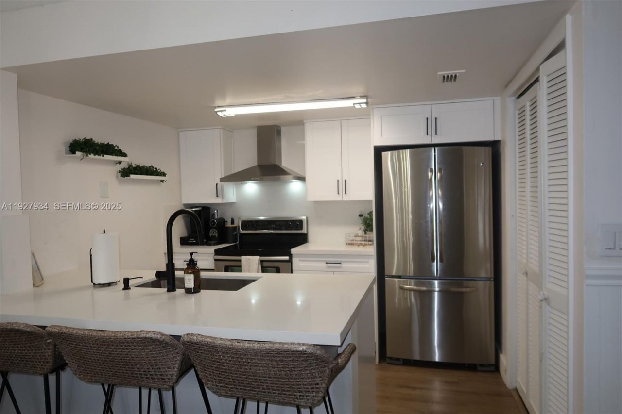 4530 SW 68th Ct Cir, Unit 35-6, Miami, FL 33155 Photo