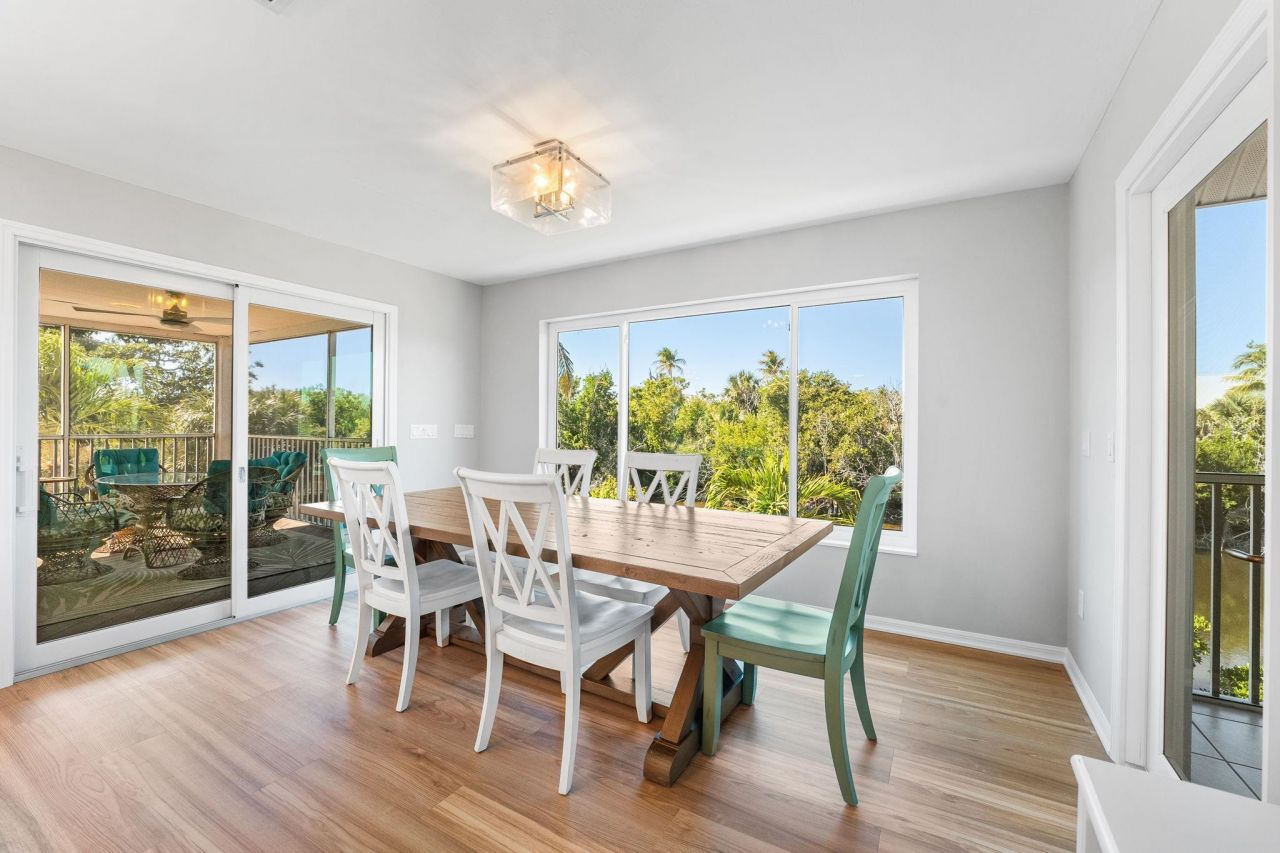 241 Violet Dr, Sanibel, FL 33957 Photo