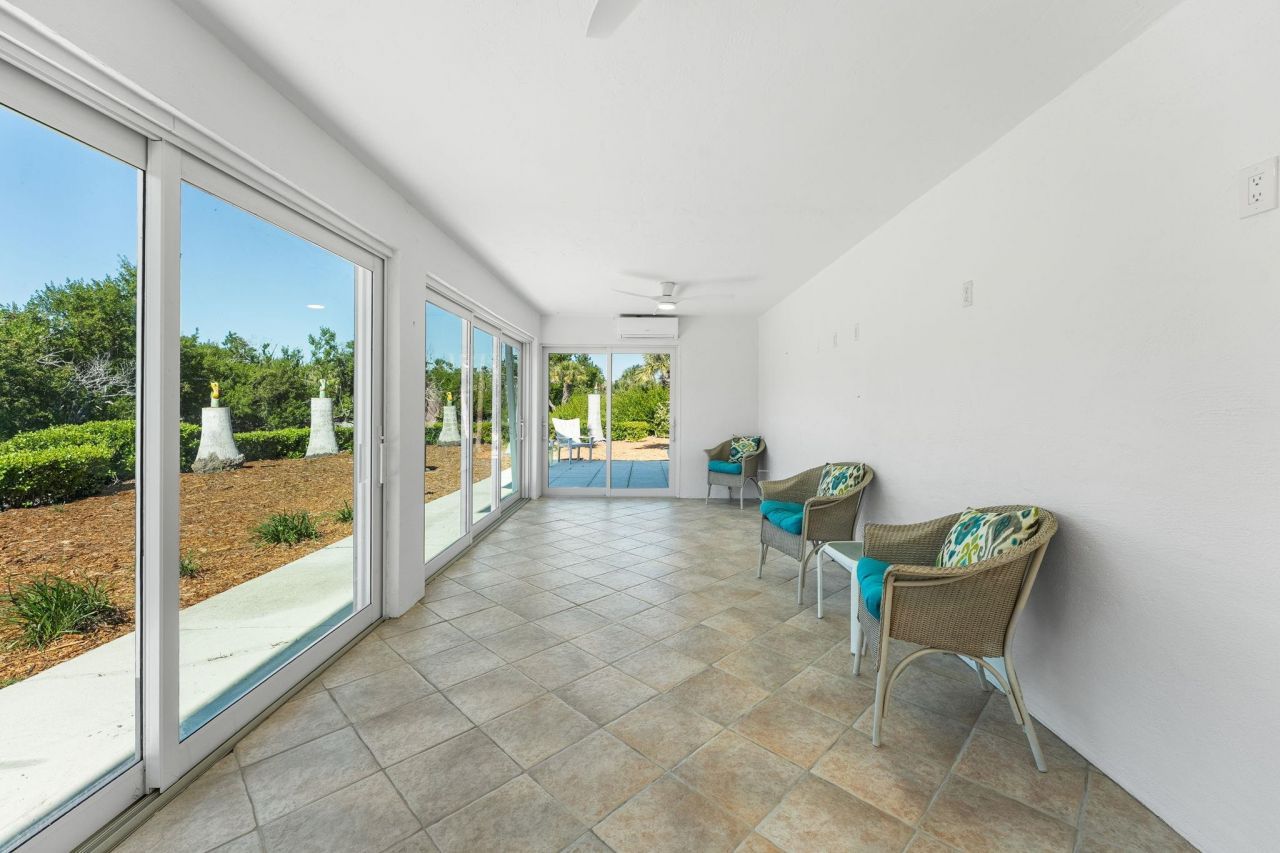 241 Violet Dr, Sanibel, FL 33957 Photo