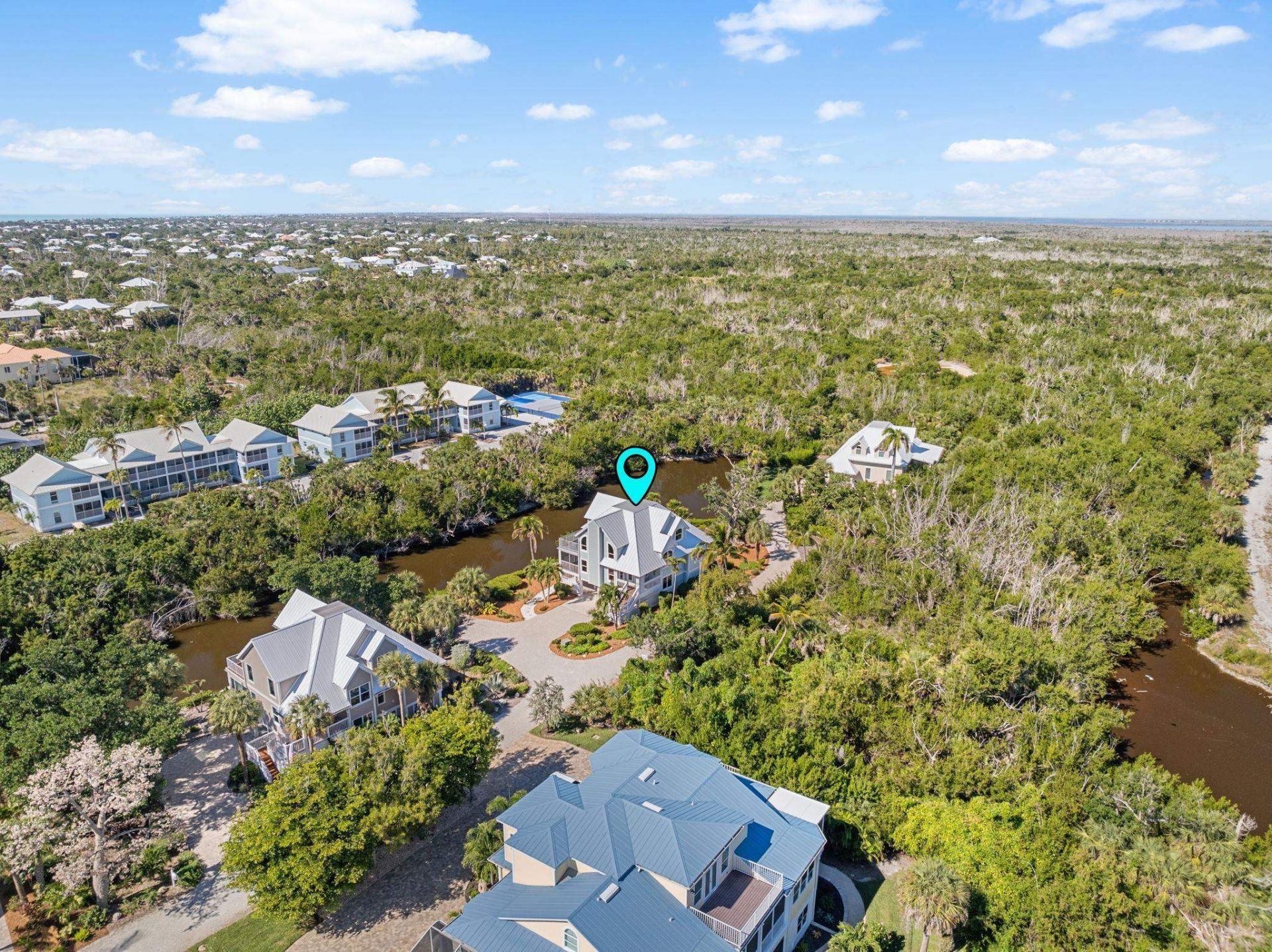241 Violet Dr, Sanibel, FL 33957 Photo