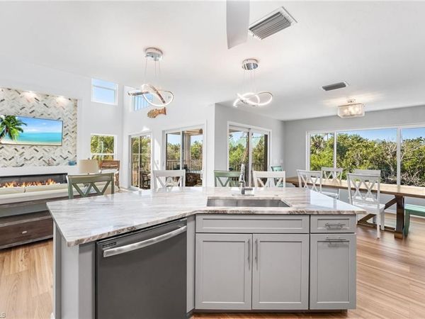 241 Violet DR, SANIBEL, FL 33957