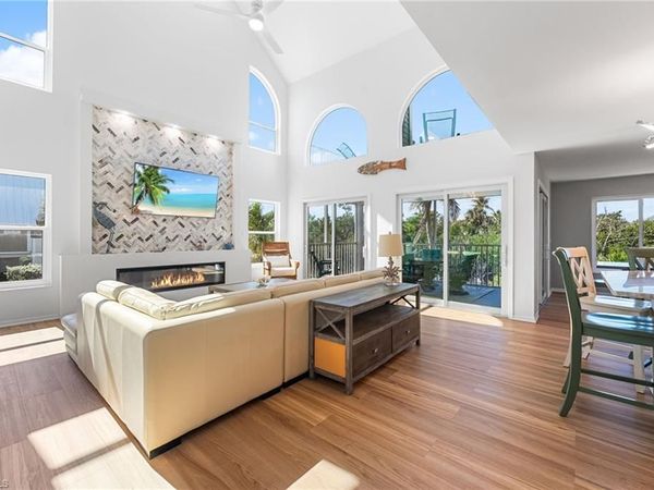 241 Violet DR, SANIBEL, FL 33957