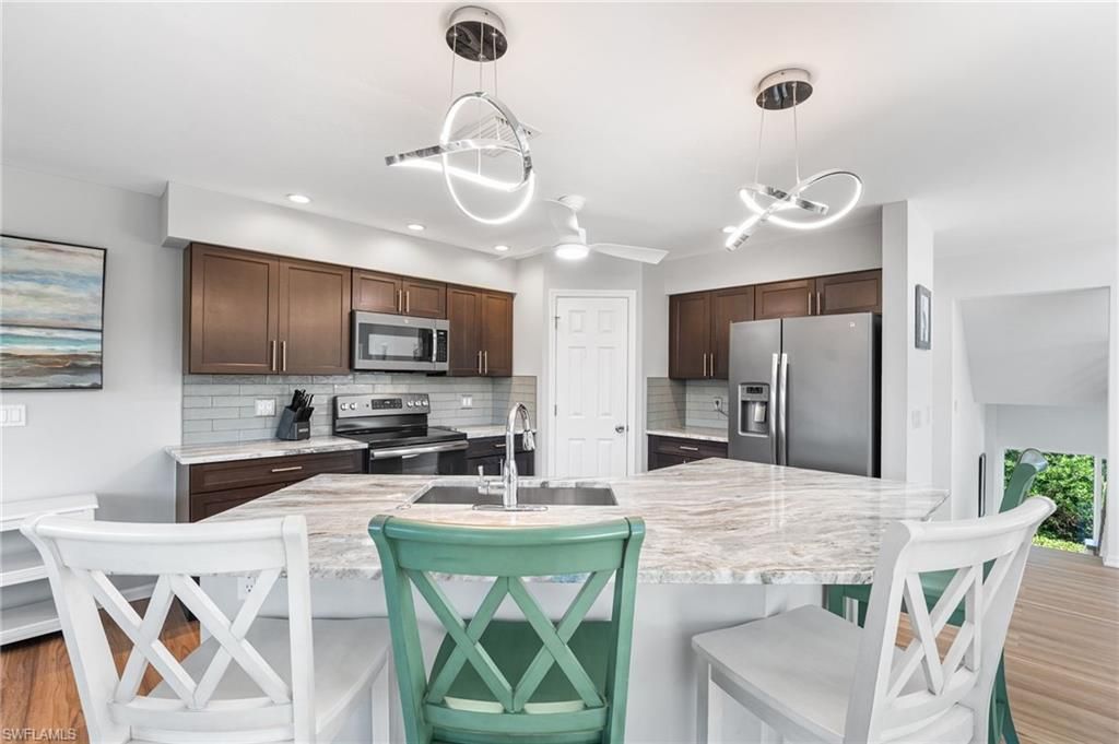 241 Violet Dr, Sanibel, FL 33957 Photo