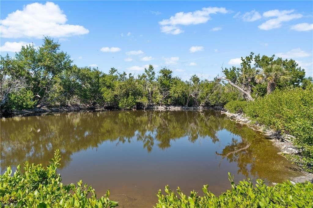 241 Violet Dr, Sanibel, FL 33957 Photo