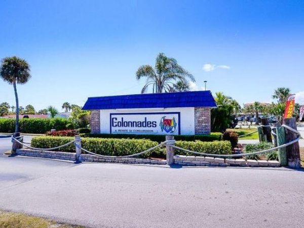 1200 Colonnades Drive, Unit 202, Fort Pierce, FL 34949