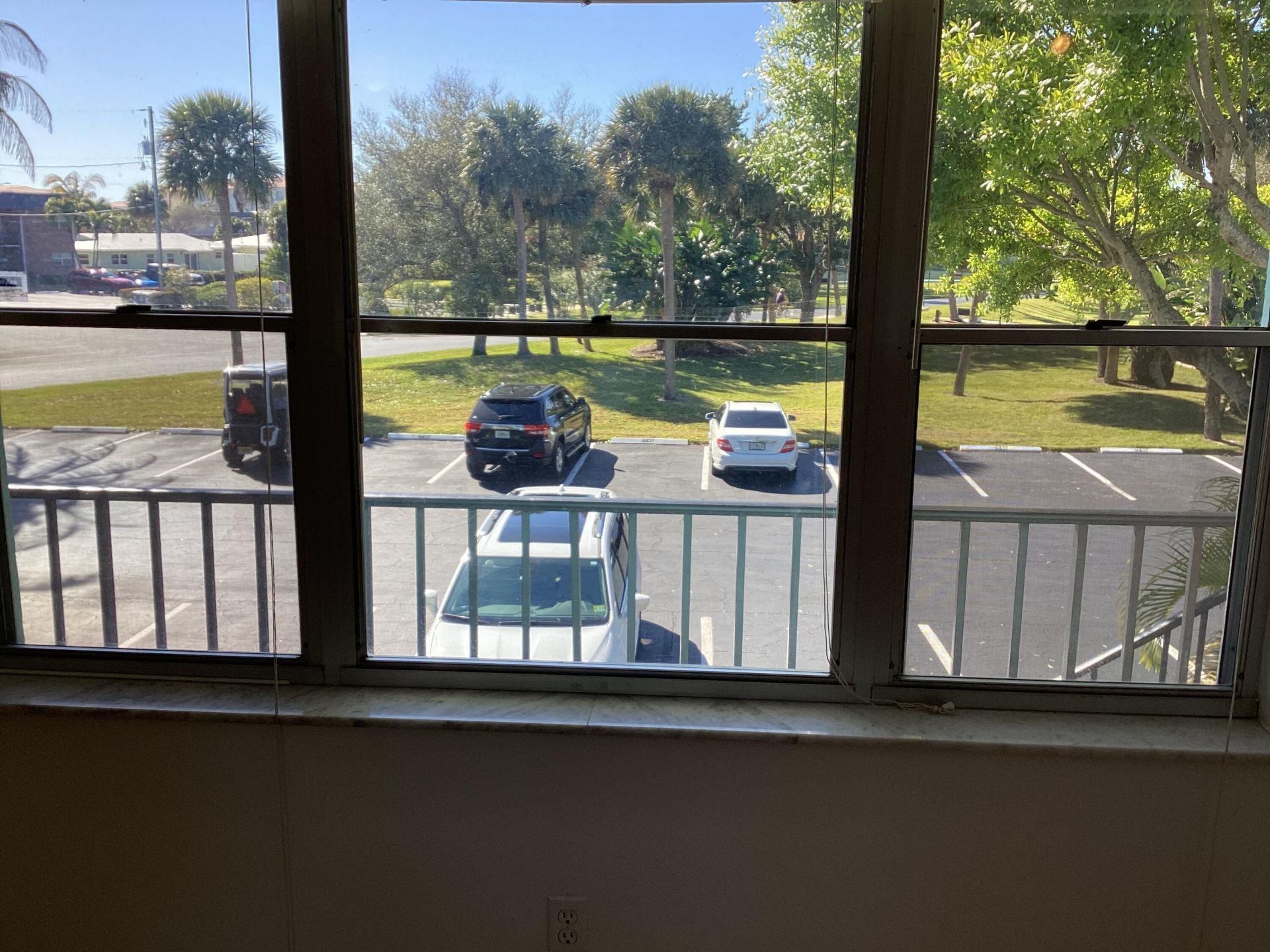 1200 Colonnades Drive, Unit 202, Fort Pierce, FL 34949 Photo