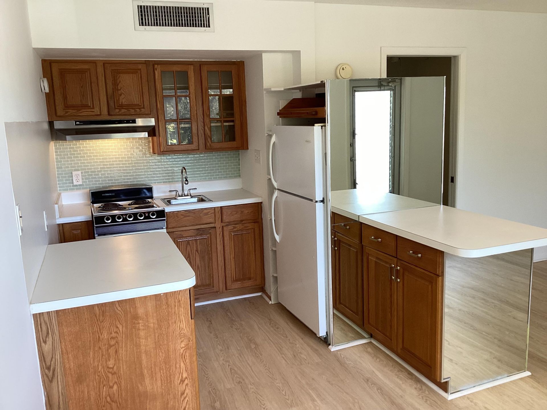 1200 Colonnades Drive, Unit 202, Fort Pierce, FL 34949 Photo