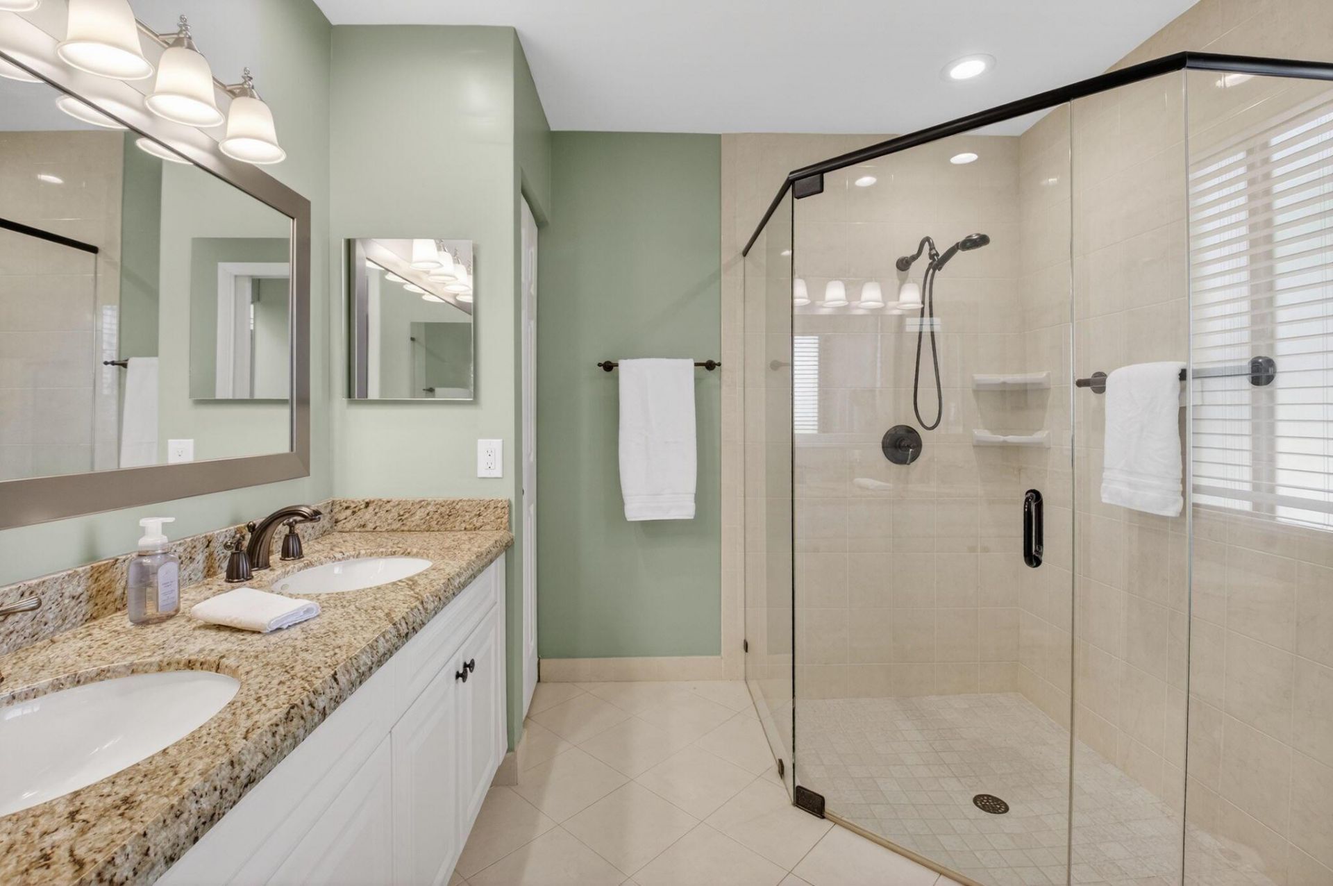 2905 Riviera Drive, Delray Beach, FL 33445 Photo