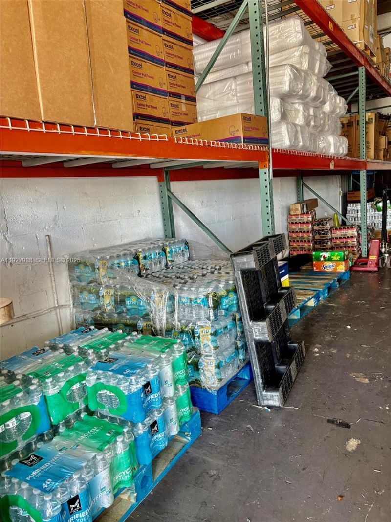 7441 NW 72nd Ave, Medley, FL 33166 Photo