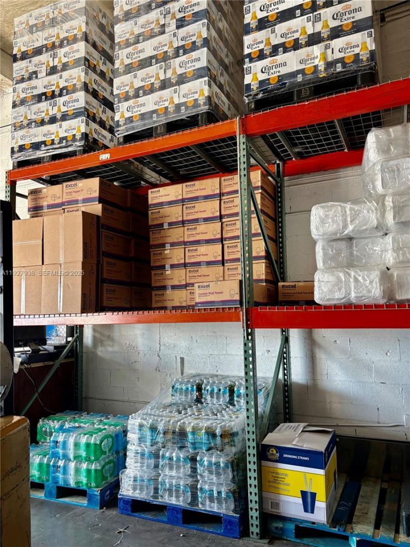 7441 NW 72nd Ave, Medley, FL 33166 Photo