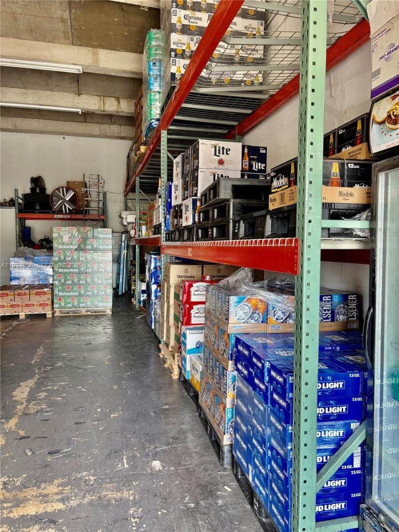 7441 NW 72nd Ave, Medley, FL 33166 Photo